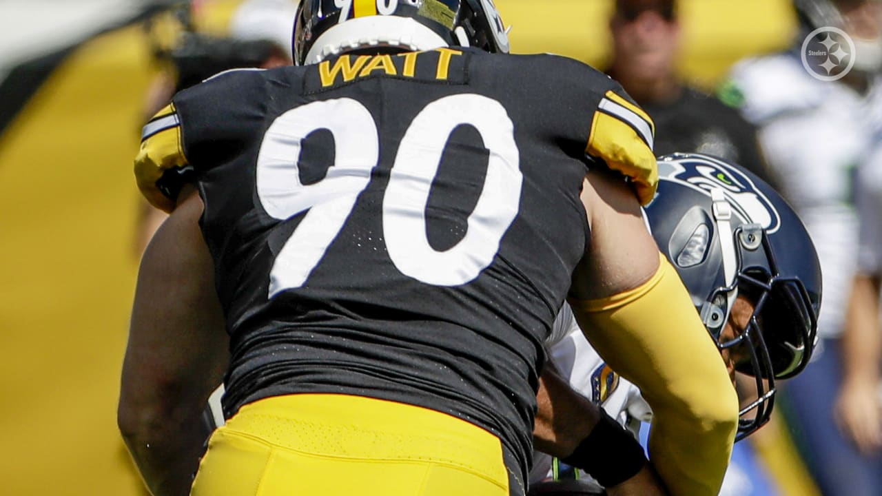 russell wilson in steelers jersey