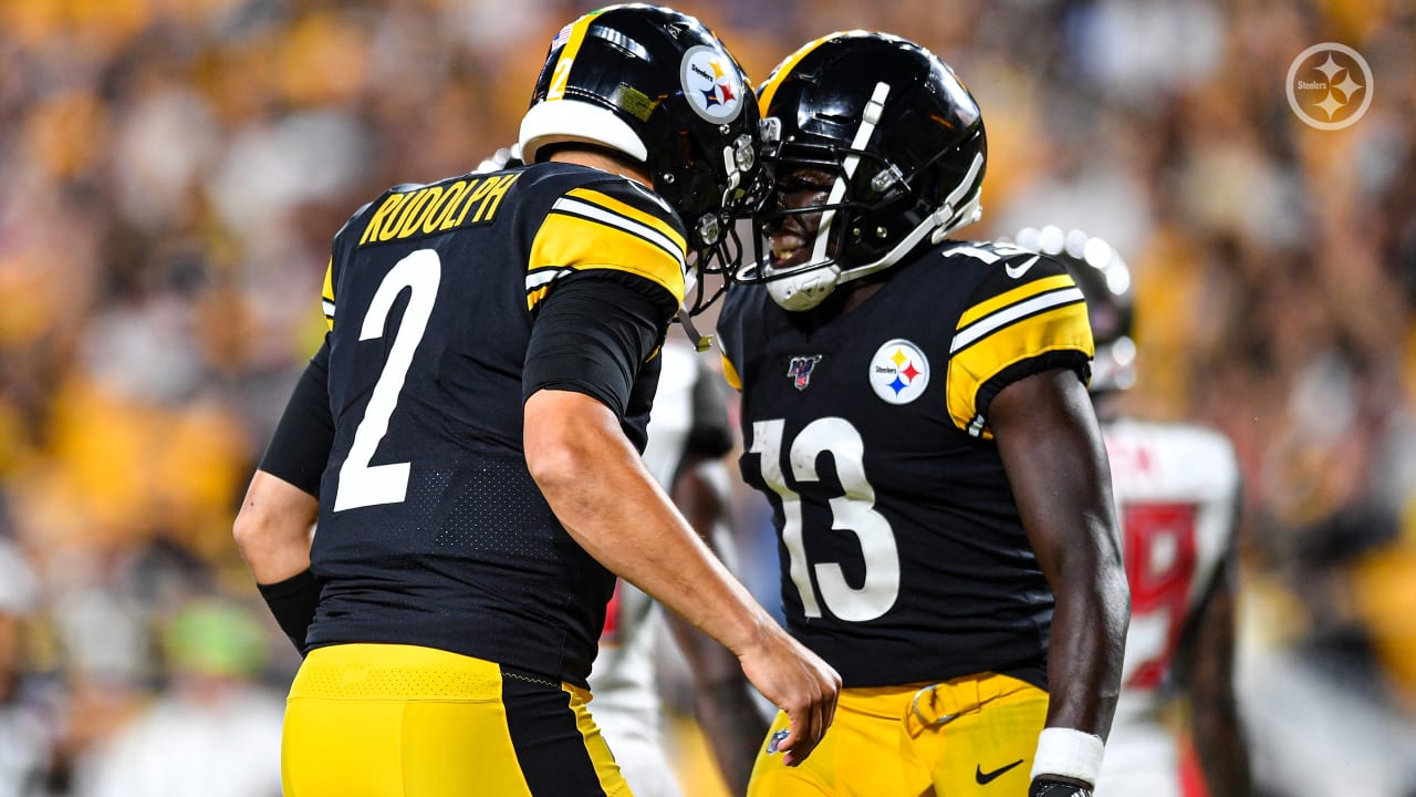 Young Steelers receivers trying to click with new QB Mason Rudolph