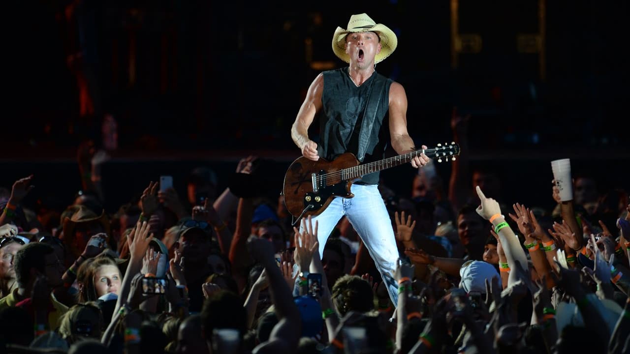 Kenny Chesney - No Shoes Nation Tour