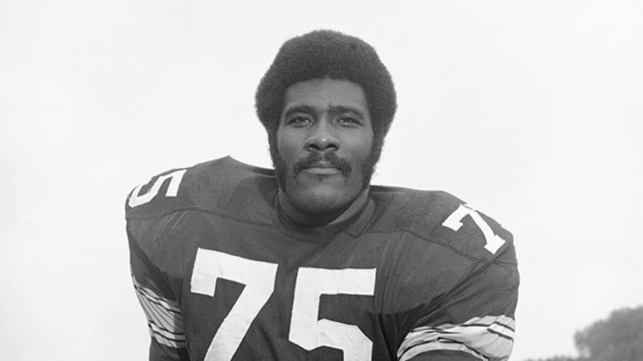 Hall of Fame defensive tackle Joe Greene
