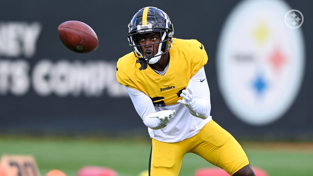 Damontae Kazee 'in a happy place' back with Steelers, expects to