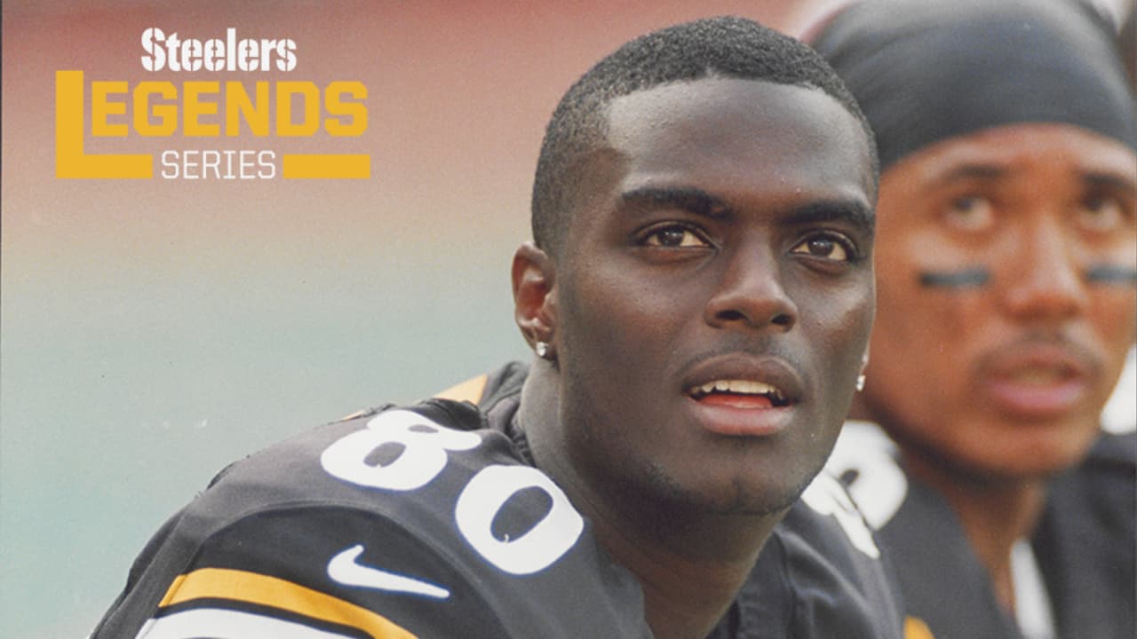 Steelers sign Plaxico Burress and an unknown quarterback - Los