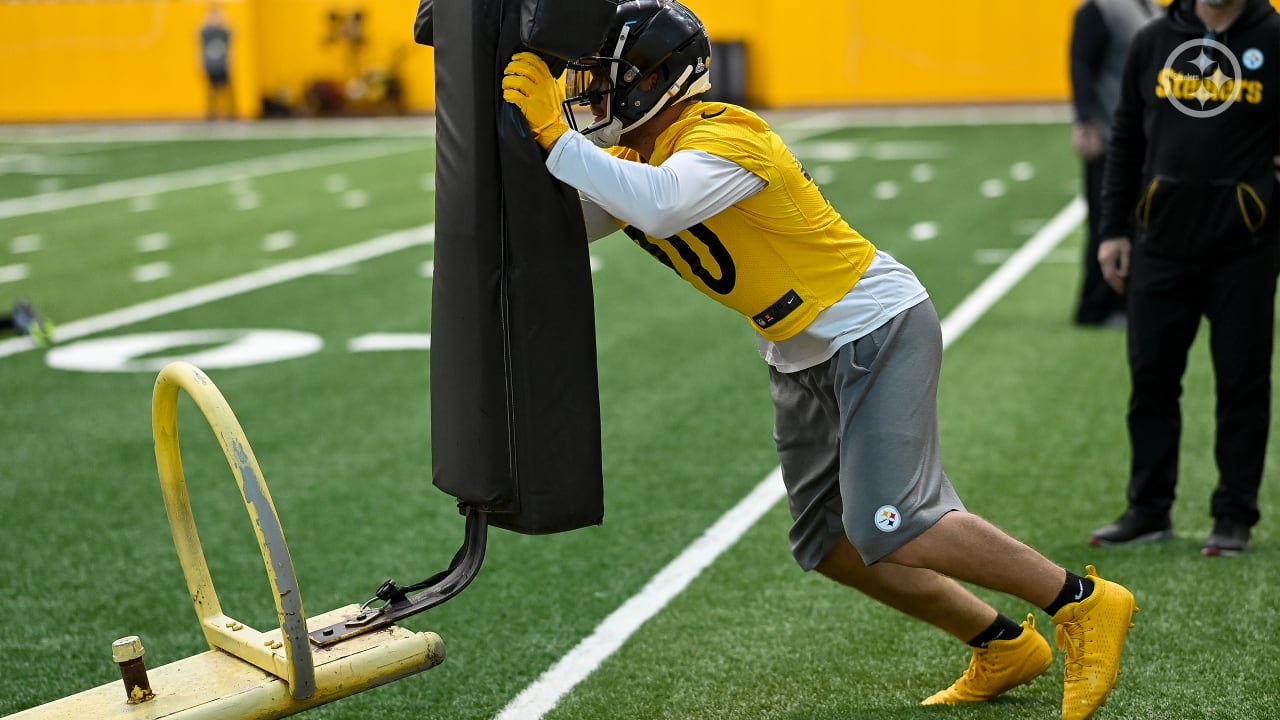 Steelers' Calvin Austin III returns to practice; team has 21 days