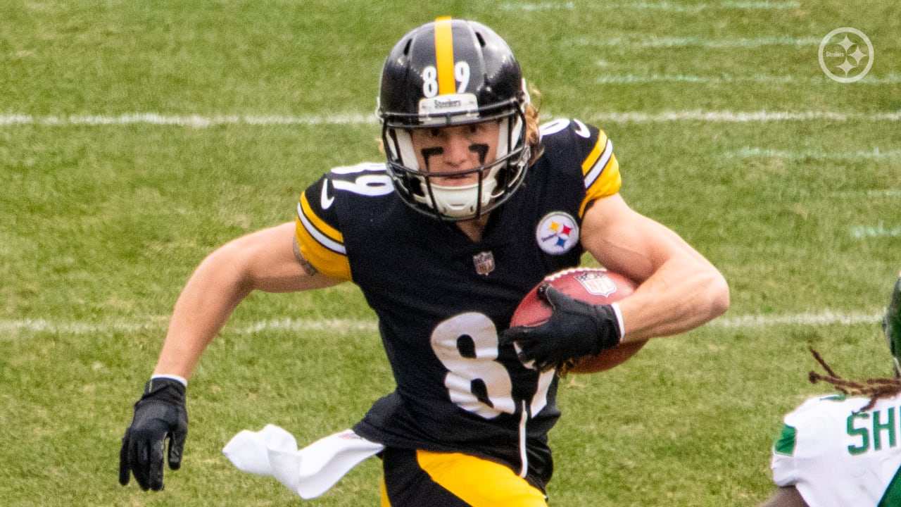 Pittsburgh Steelers wide receiver Gunner Olszewski (89) catches a