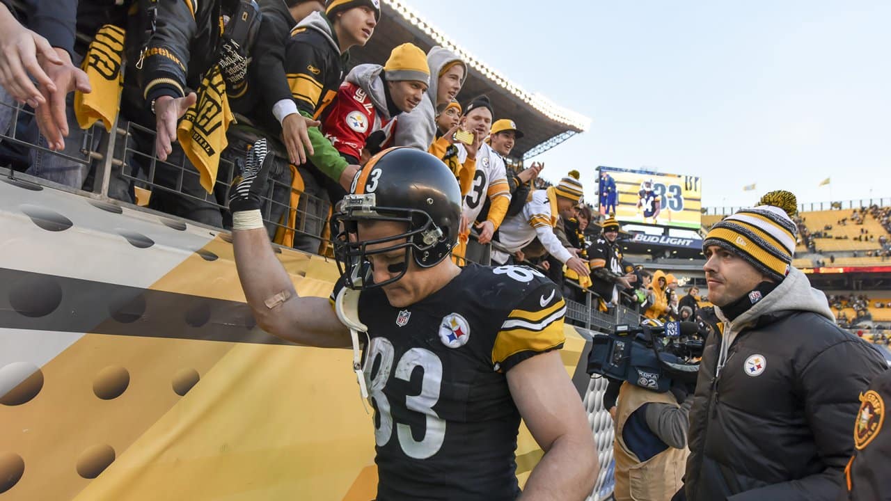 PHOTOS Steelers Clinch Playoffs spot