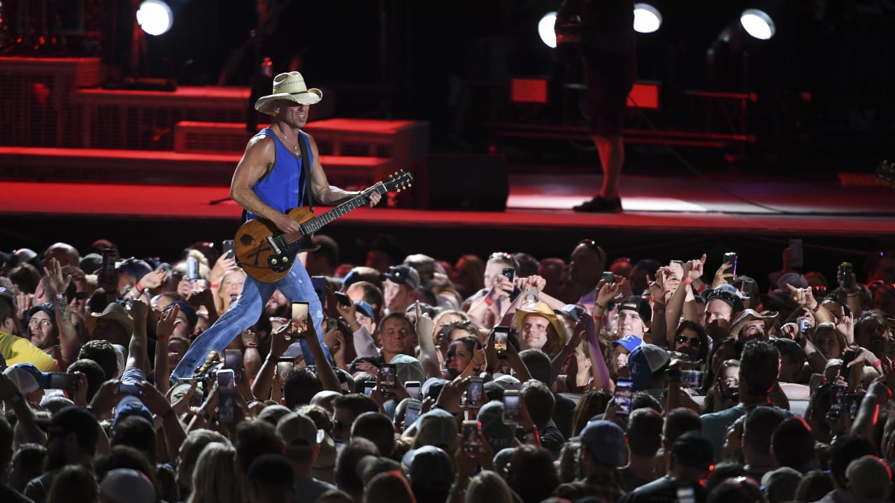 PHOTOS Kenny Chesney Trip Around the Sun Tour