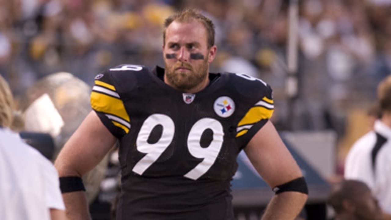 Pittsburgh Steelers' Brett Keisel (99) rushes the Carolina