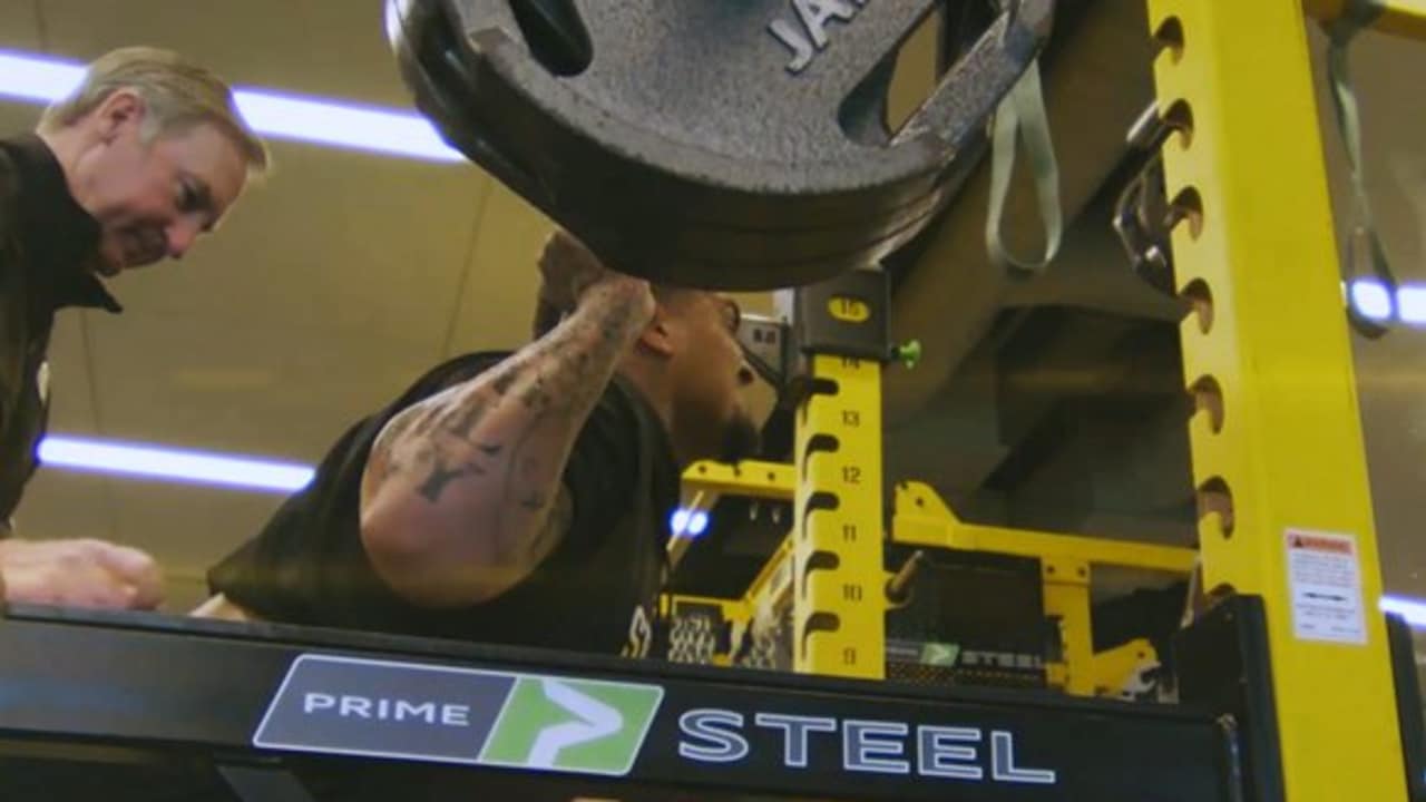 Steelers working out with Prime Fitness