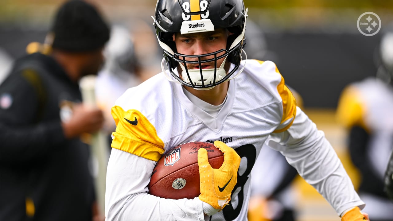 Steelers' Tight End Pat Freiermuth Returns From Injury, Offense Nearing ...