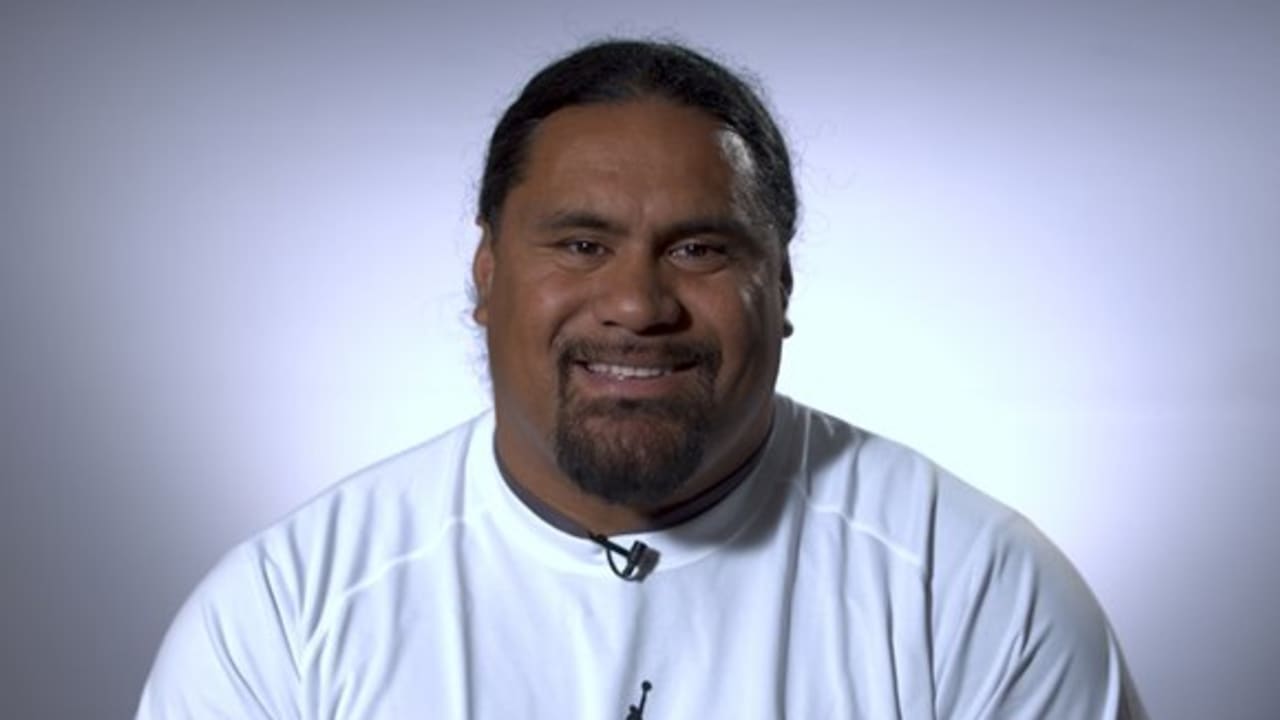 Chris Fuamatu-Ma'afala Gallery