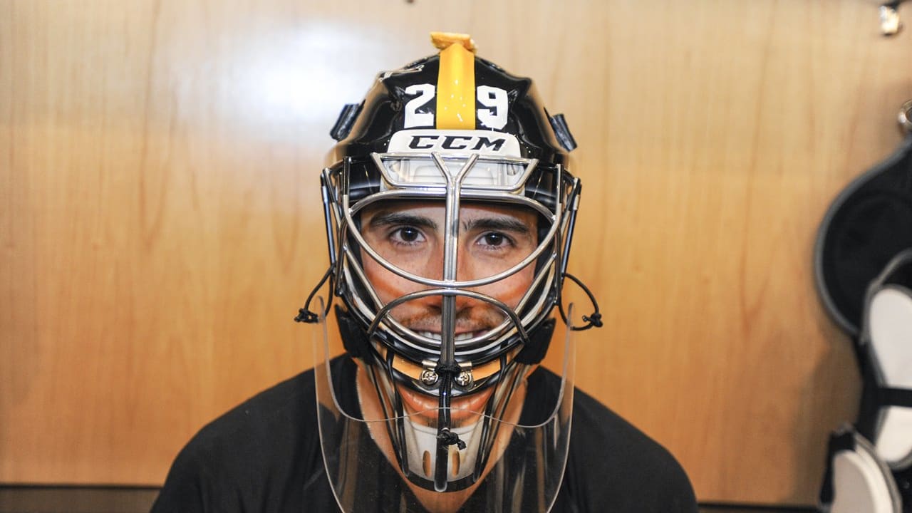 Photos Marc Andre Fleury S Steelers Inspired Mask