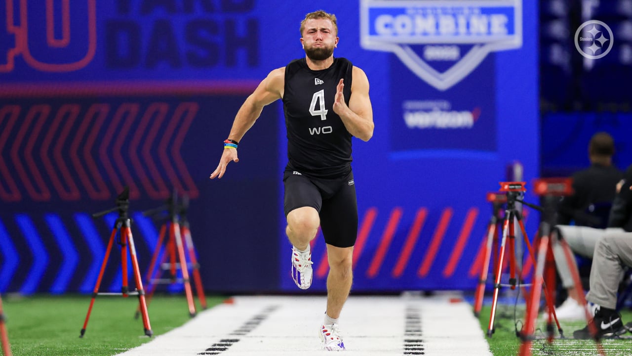 North Dakota State wide receiver Christian Watson runs a drill during the  NFL football scouting combine, Thursday, March 3, 2022, in Indianapolis.  (AP Photo/Darron Cummings Stock Photo - Alamy