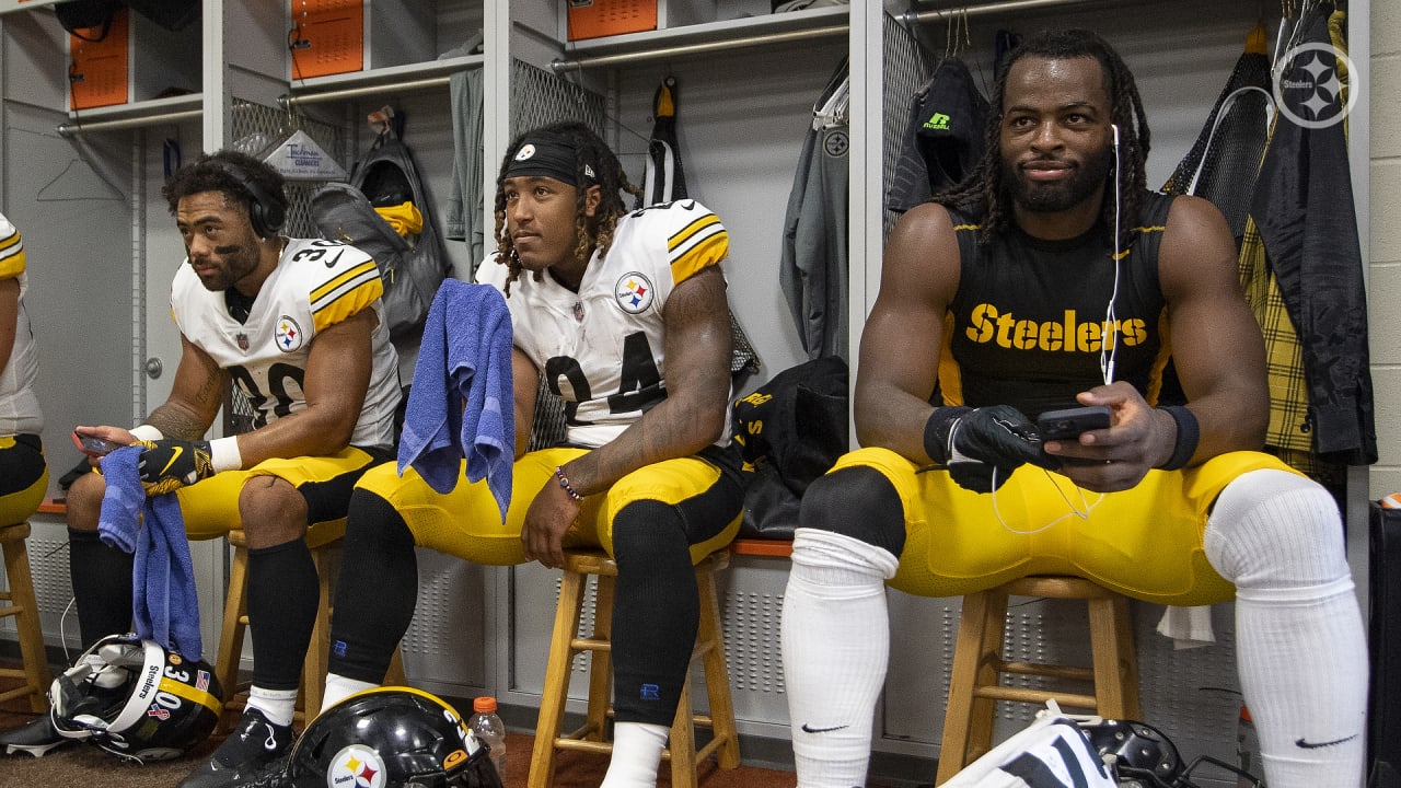 Pittsburgh Steelers running back Derek Watt (44) and Benny Snell