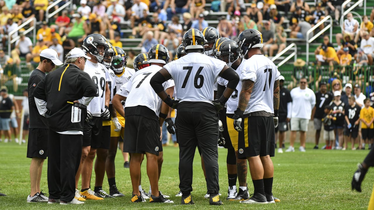 PHOTOS: Steelers Training Camp - Day 14