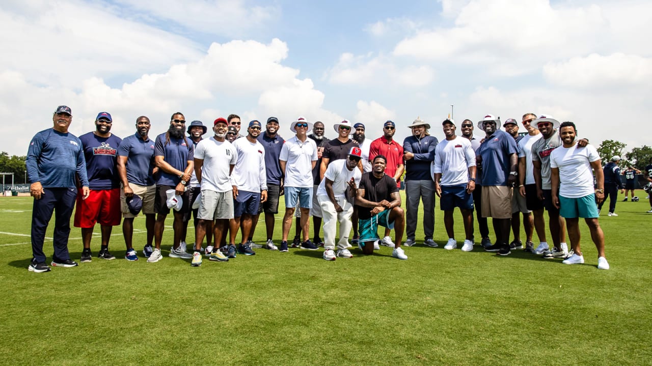 Watch: Watt Family Reunites Ahead Of Steelers Vs. Texans Game - Steelers  Depot