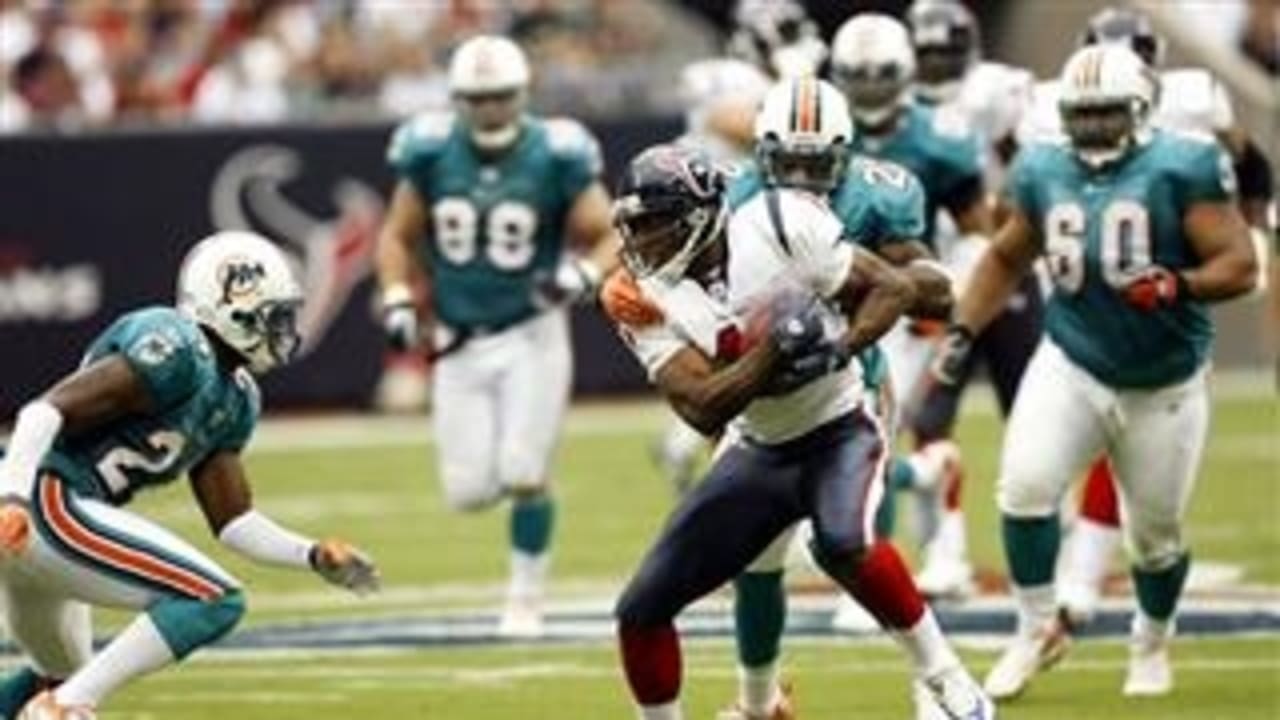 Texans Beat Dolphins 22-19