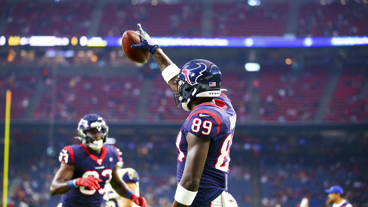 Game Photos: Texans vs. Rams