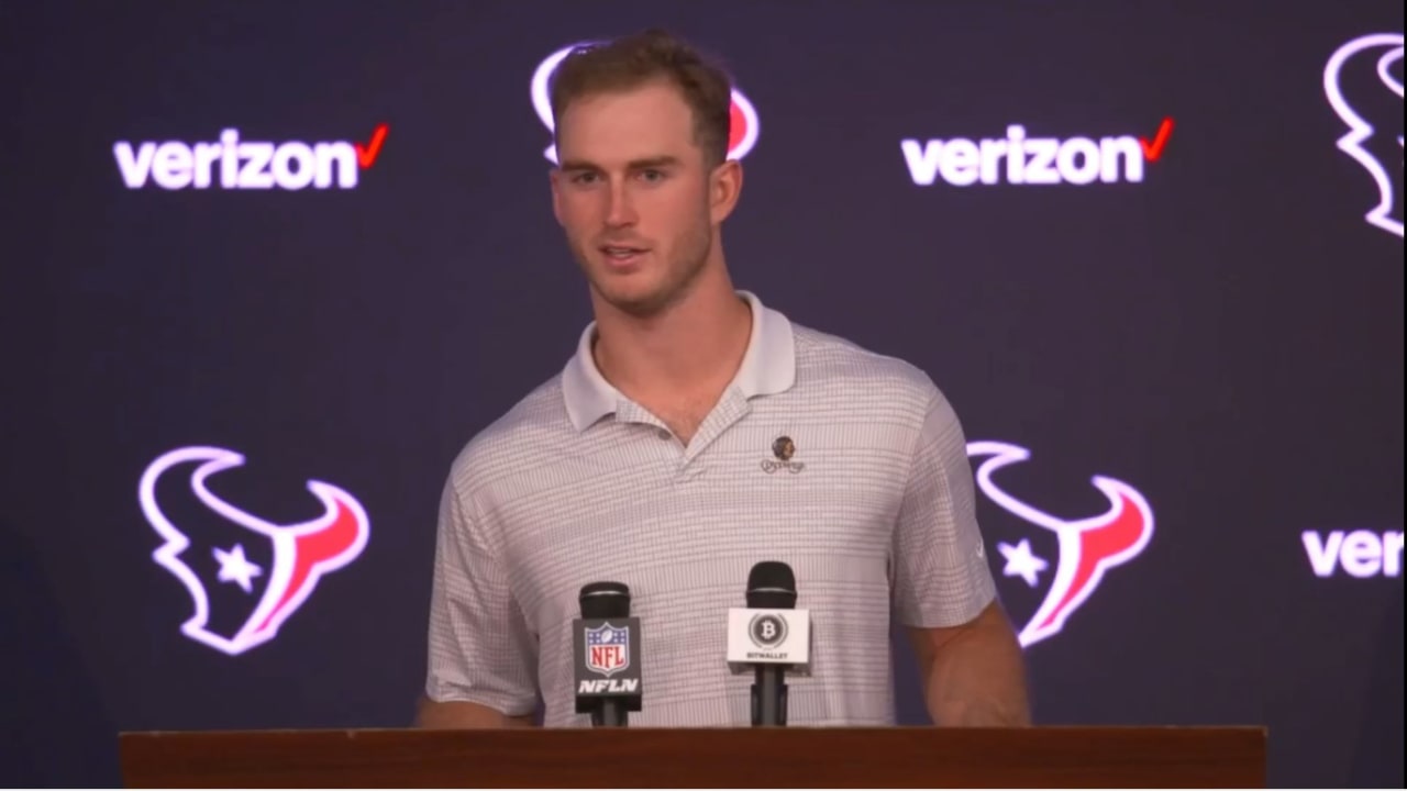 QB Davis Mills  Press Conference recapping Texans vs. Titans (12-24-2022)