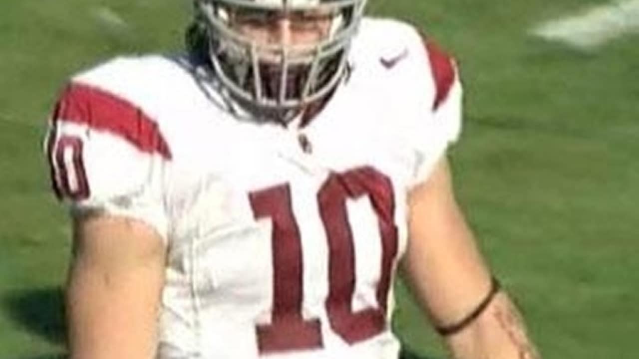 NFL prospect and former USC linebacker Brian Cushing in action