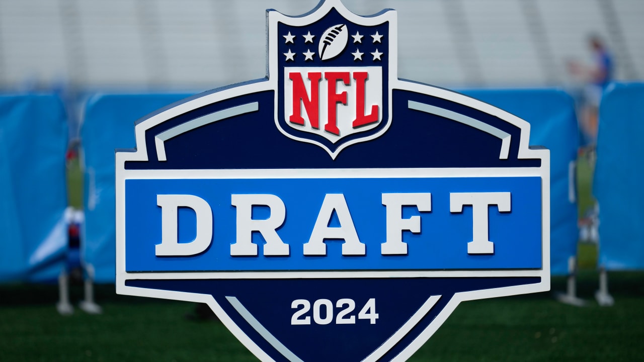 What picks do the Cleveland Browns have in 2022, 2023, 2024 NFL Drafts? 