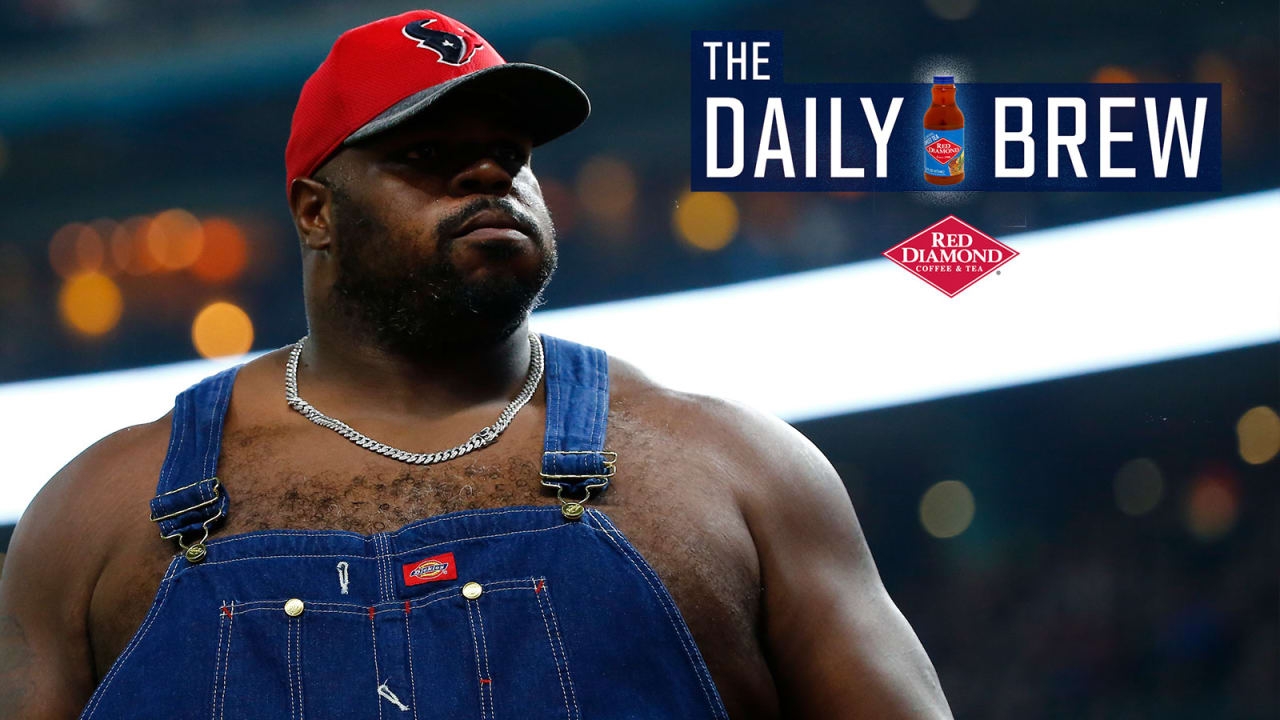 Watch Houston Texans Vince Wilfork, J.J. Watt dance while