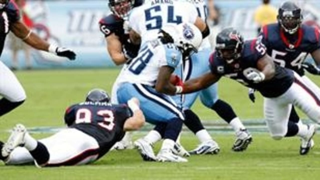 Tennessee Titans defensive end Kyle Vanden Bosch (93) is shown in