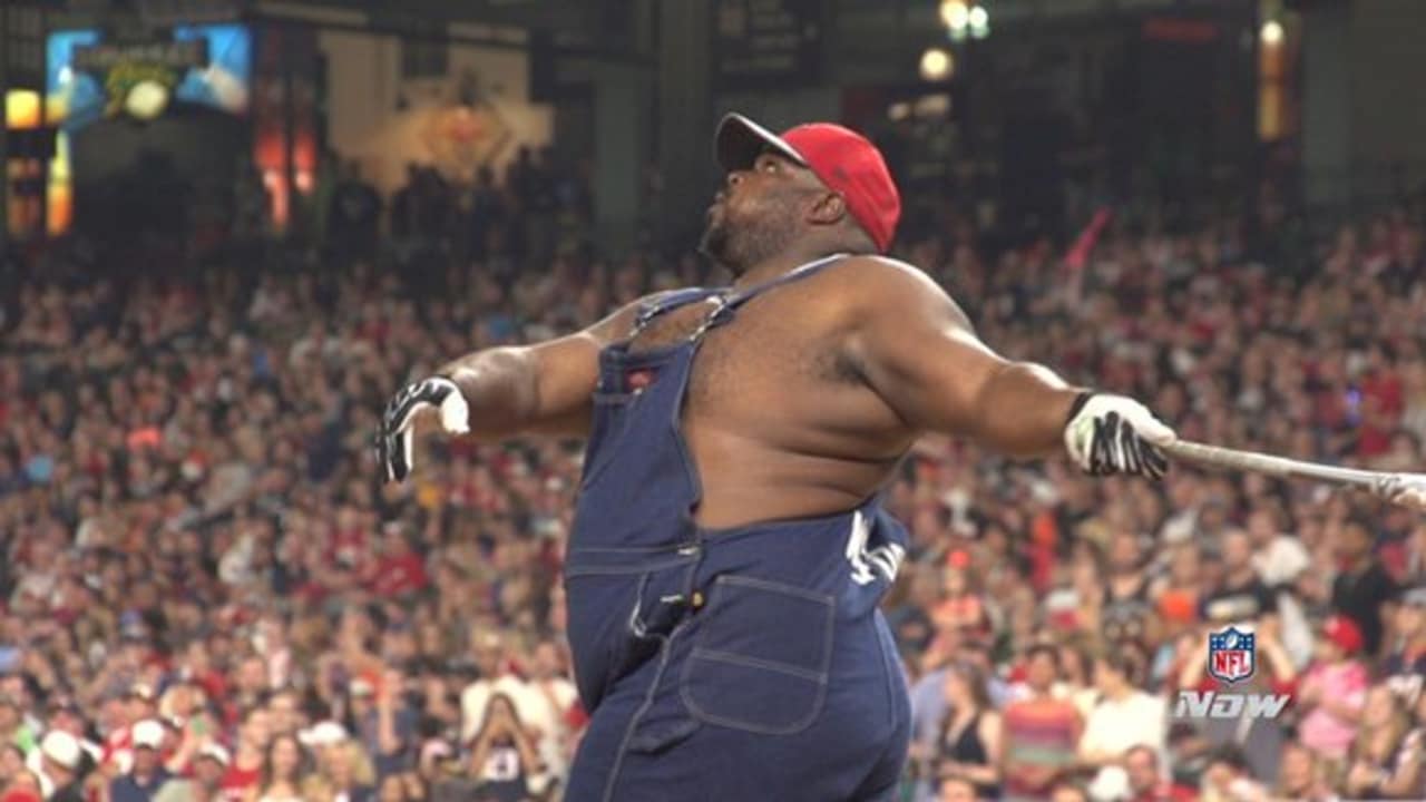 Patriots' Vince Wilfork Surprises Fan Wearing His Jersey