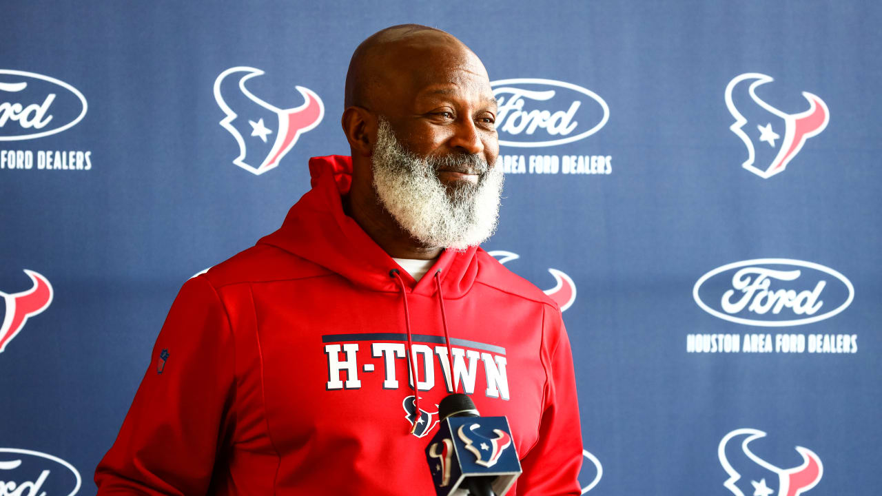 HC Lovie Smith  Press Conference recapping Texans vs. Chiefs (12-19-2022)