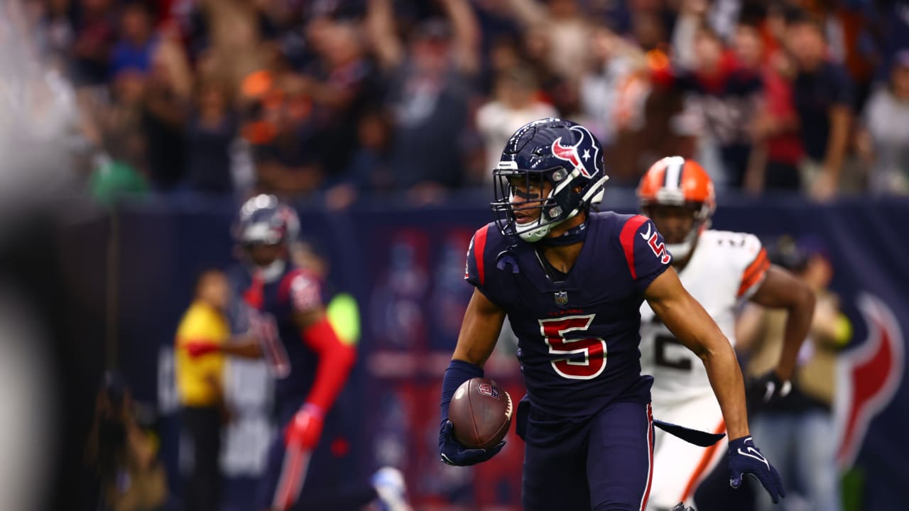 Can't-Miss Play: Houston Texans running back Devin Singletary throws TD  pass to tight end Dalton Schultz on trick play