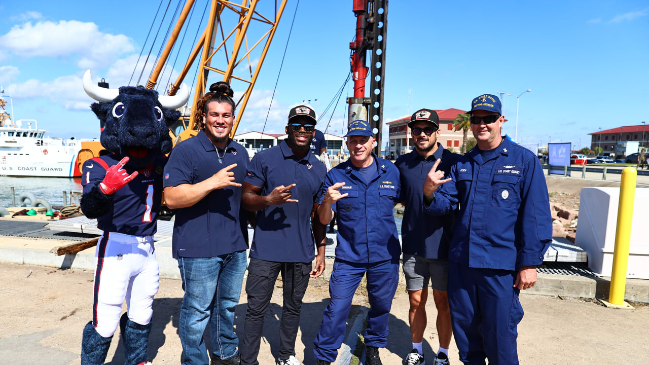 Texans Visit the U.S. Coast Guard Base in Galveston