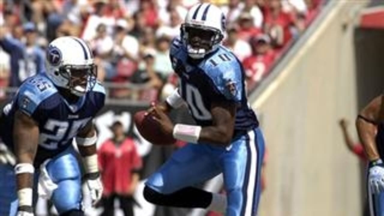 Photo: Tennessee Titans Quarterback Vince Young at Reliant Stadium