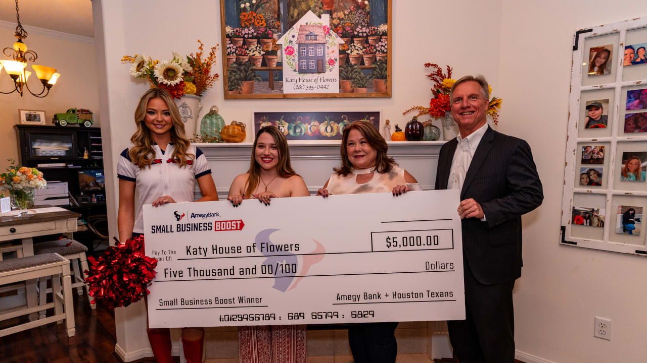 Katy House of Flowers receives the Small Business Boost