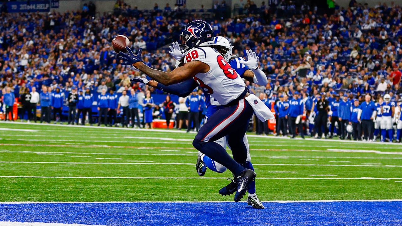 Houston Texans: Jordan Akins has improved tremendously in this stat