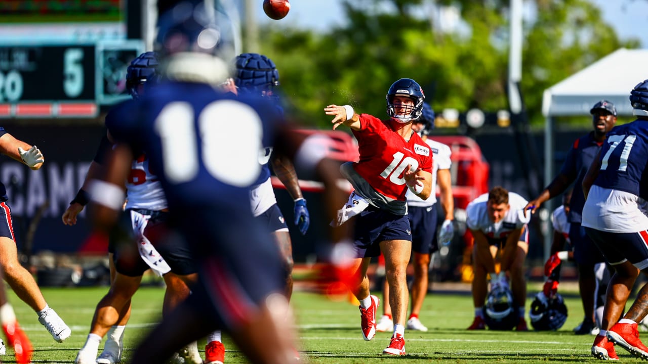 The Houston Texans returned to practice on Wednesday and welcomed