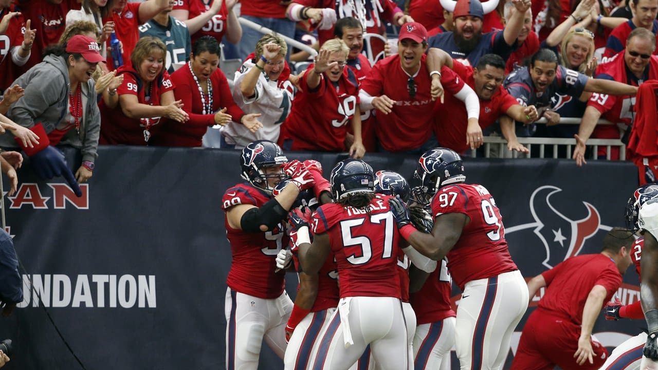 3,114 Philadelphia Eagles V Houston Texans Photos & High Res