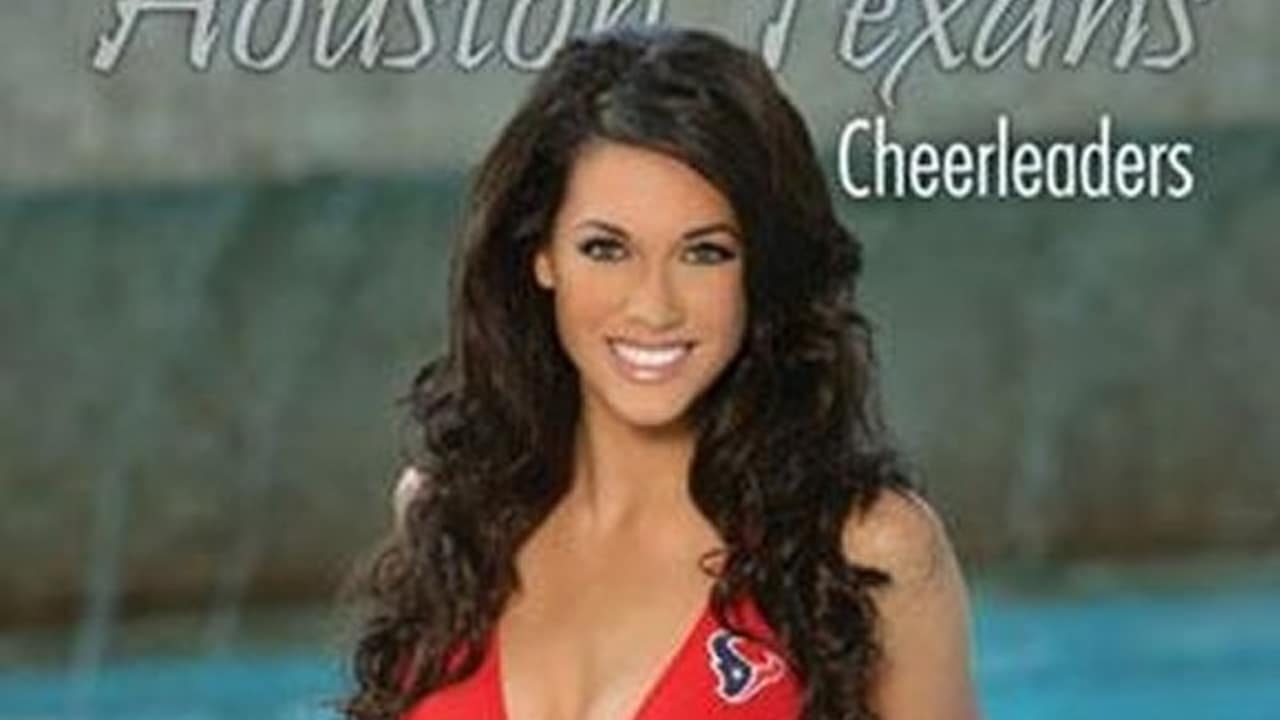 Cheerleader calendar cover unveiled