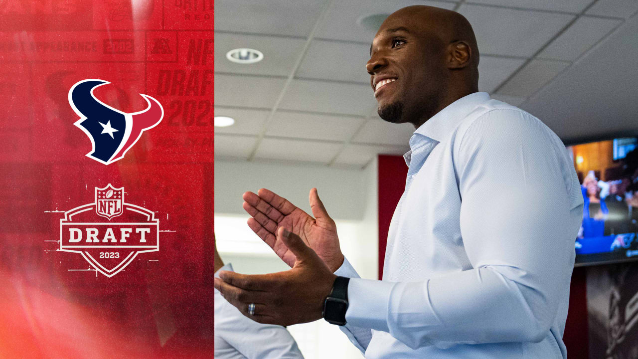 Head Coach DeMeco Ryan calls S Brandon Hill moments before he is picked