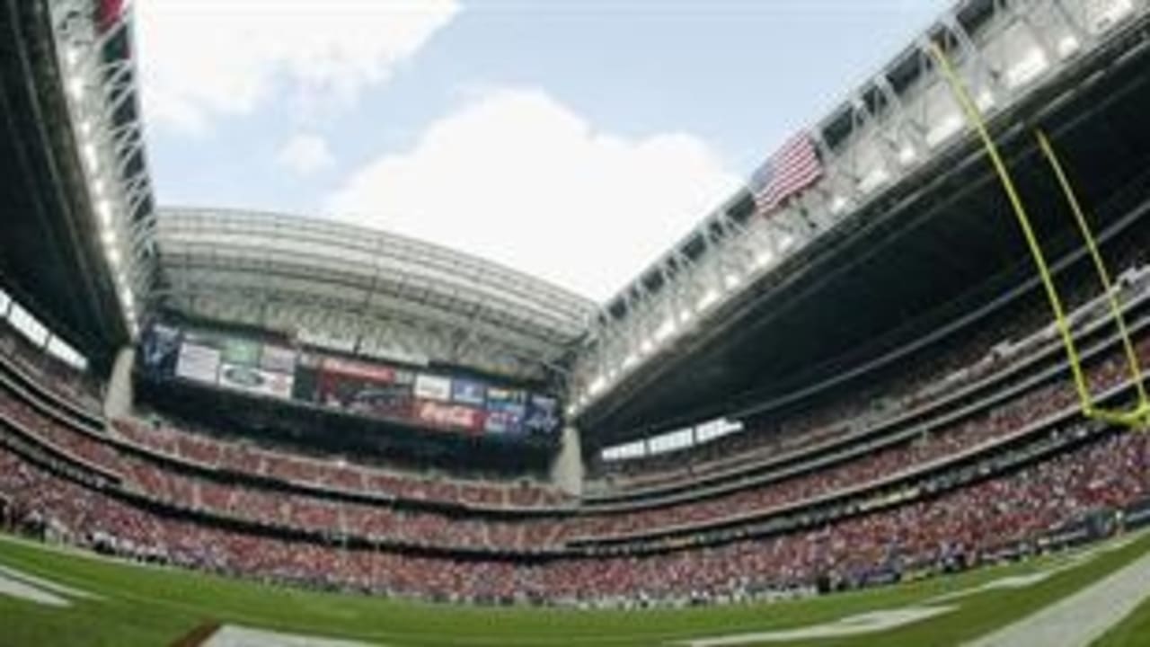 Reliant Stadium to host Battle of the Piney Woods