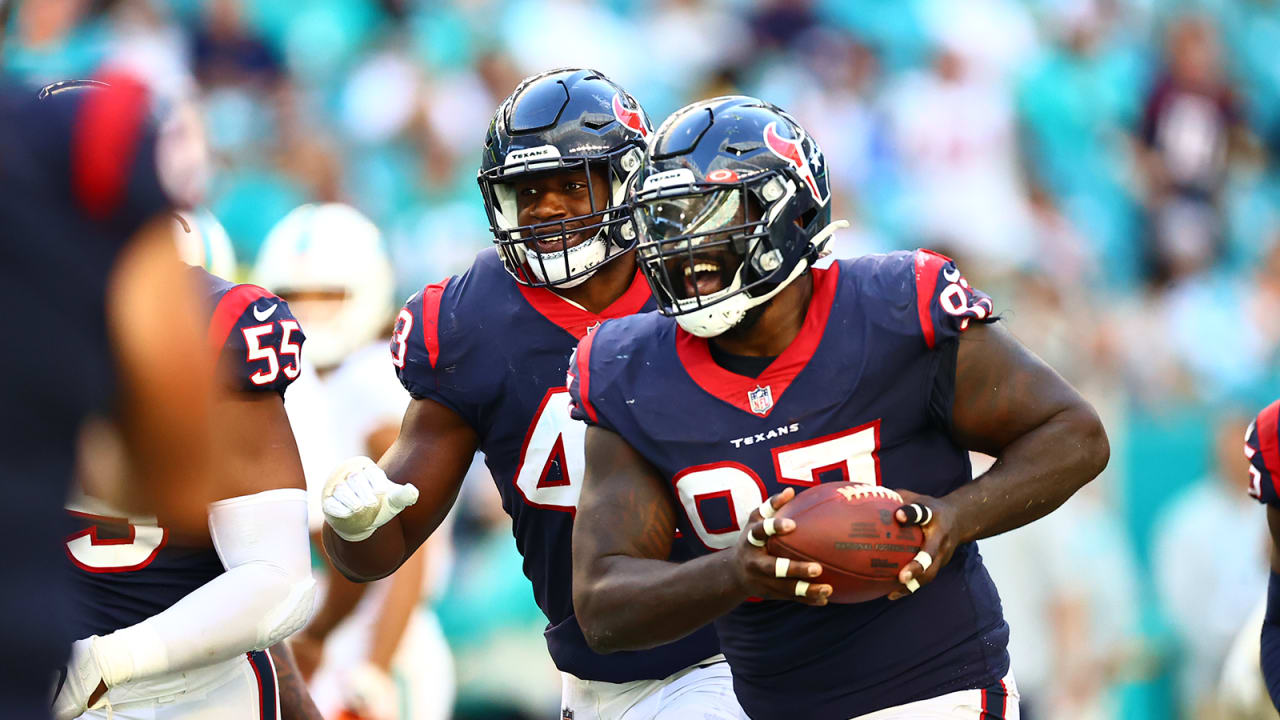 WATCH: Texans S Eric Murray intercepts Dolphins QB Jacoby Brissett