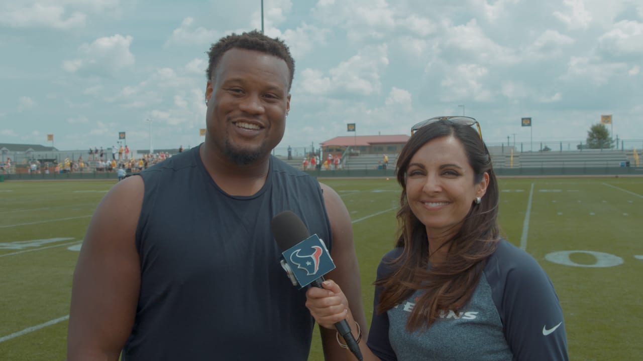 Xfinity 1-on-1 Carlos Watkins