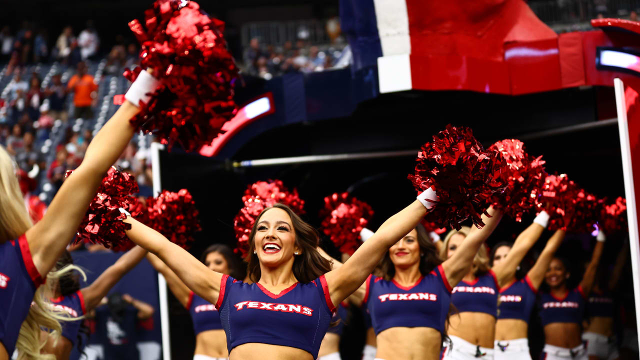 Houston Texans Cheerleaders on Gameday