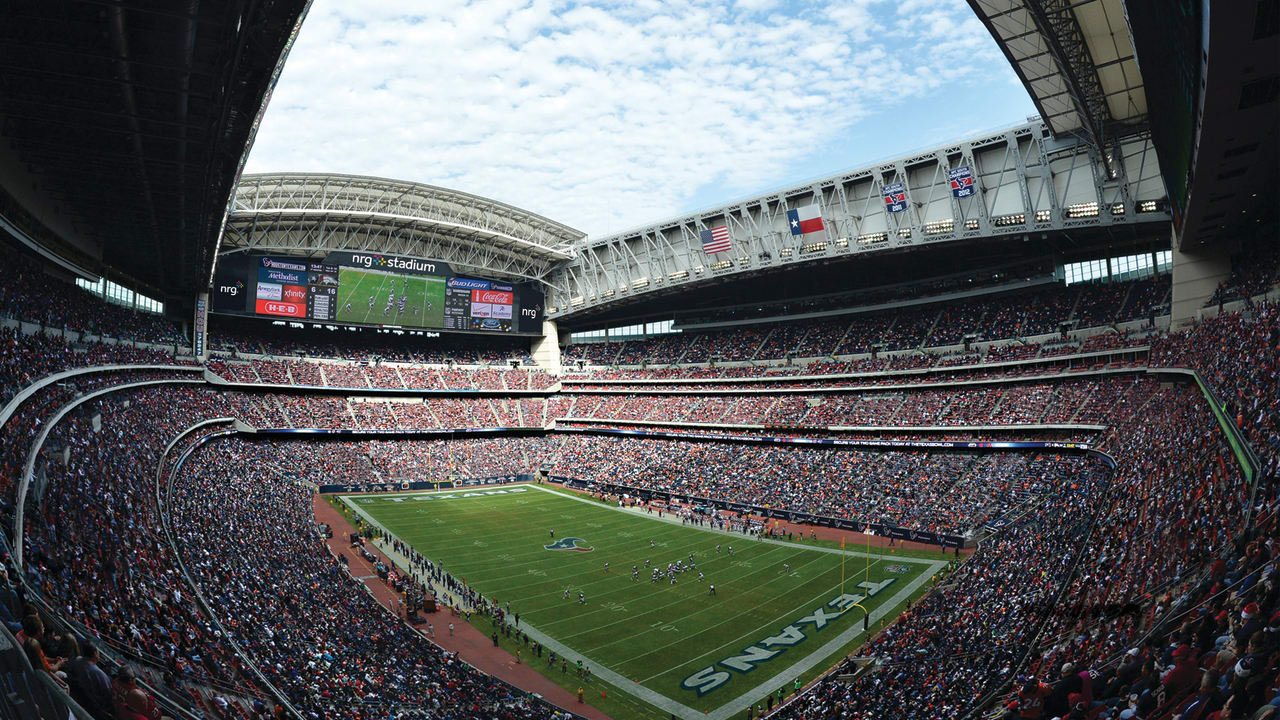 Texans honored with AMA Houston Crystal Awards