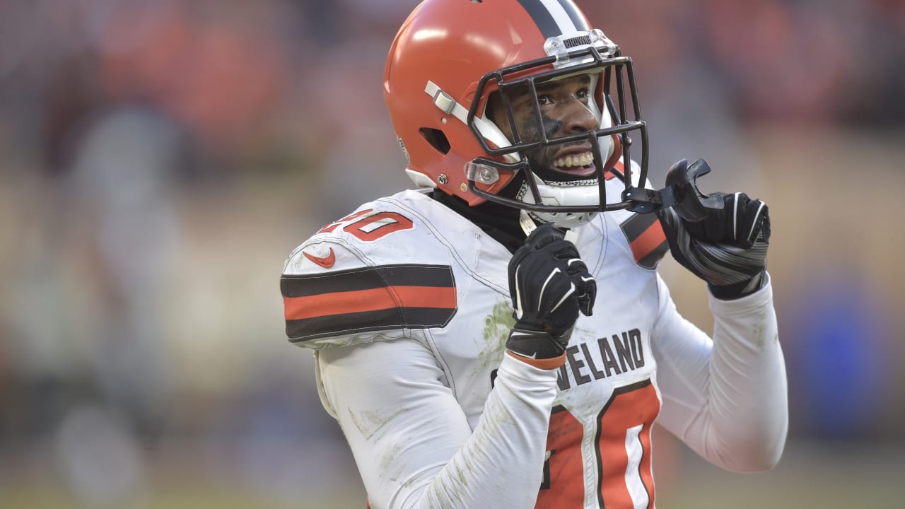 Cleveland Browns defeat Carolina Panthers 26-20