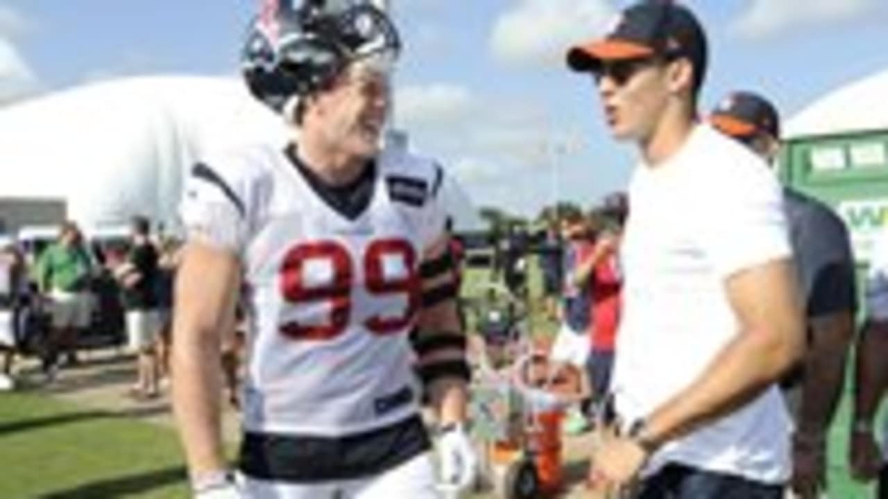 JJ Watt Walked Into Lucas Oil Stadium Today Wearing an Altuve