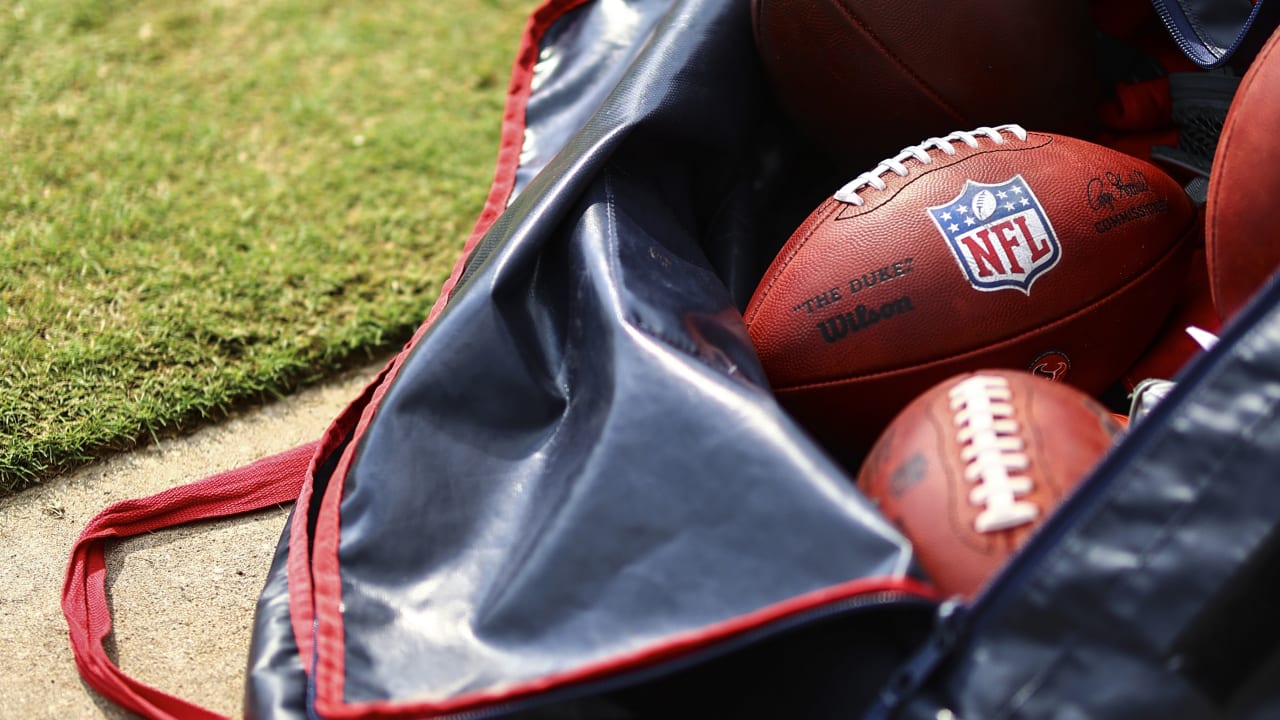 The Houston Texans have the 195th overall pick in this year's NFL Draft. Several Pro Bowlers, and even a Hall of Famer have emerged from that draft spot in League history. - Vimarsana News