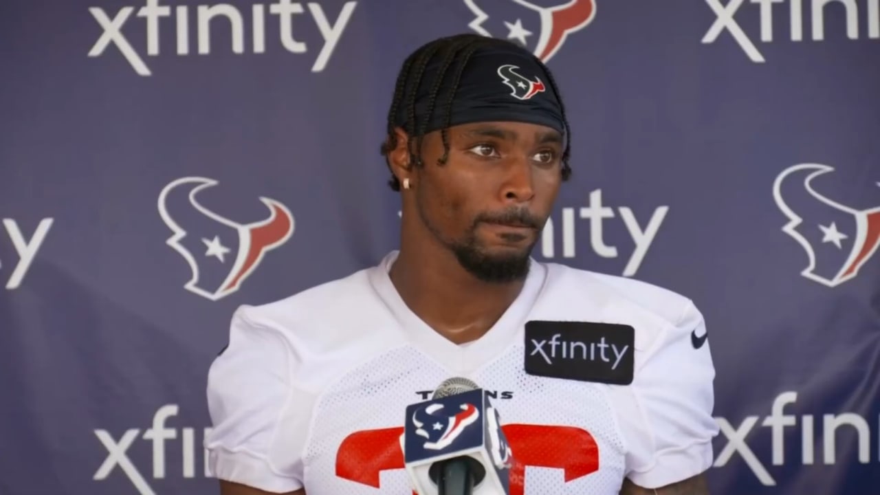 DB Jonathan Owens was mic'd up at Texans Camp 