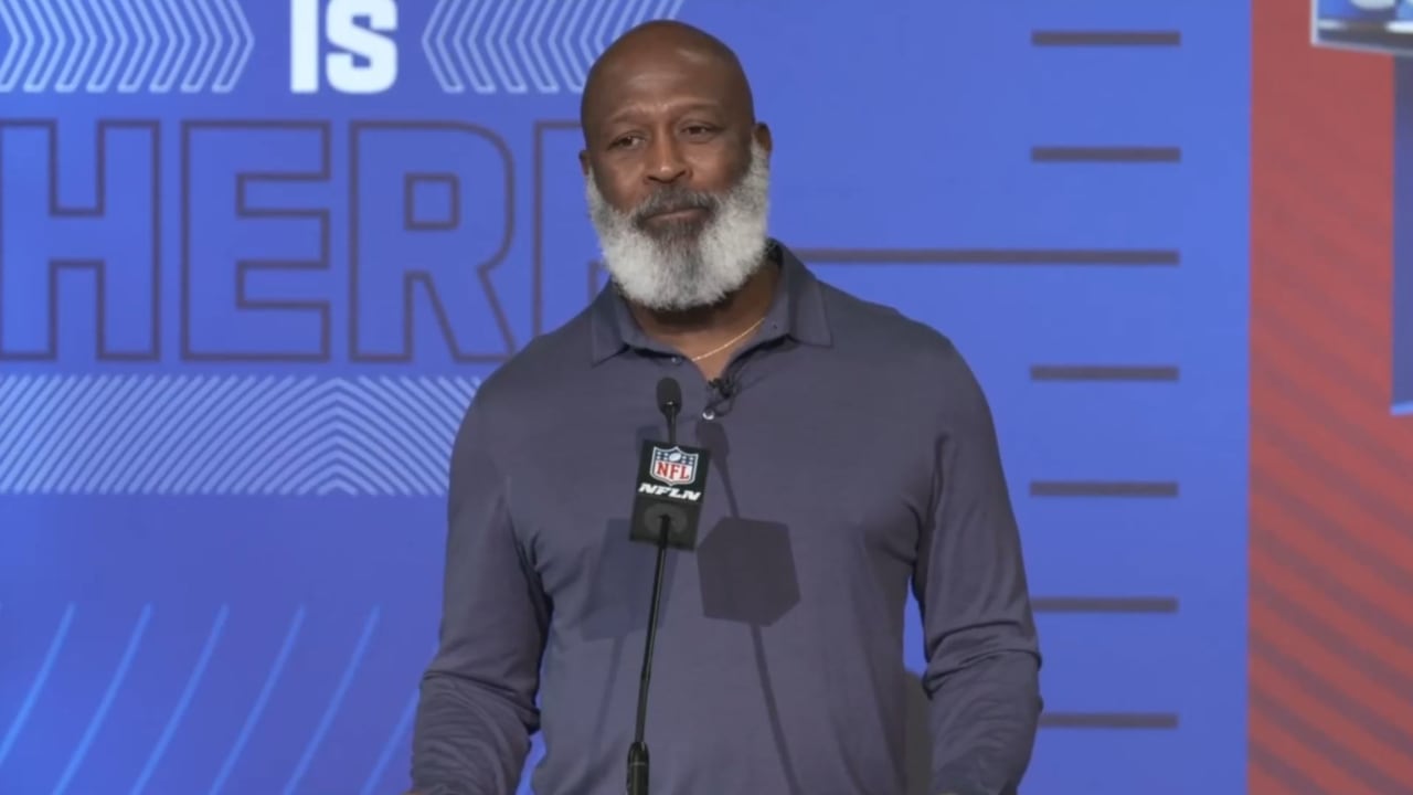 Houston Texans: Lovie Smith has a chance to make a real move