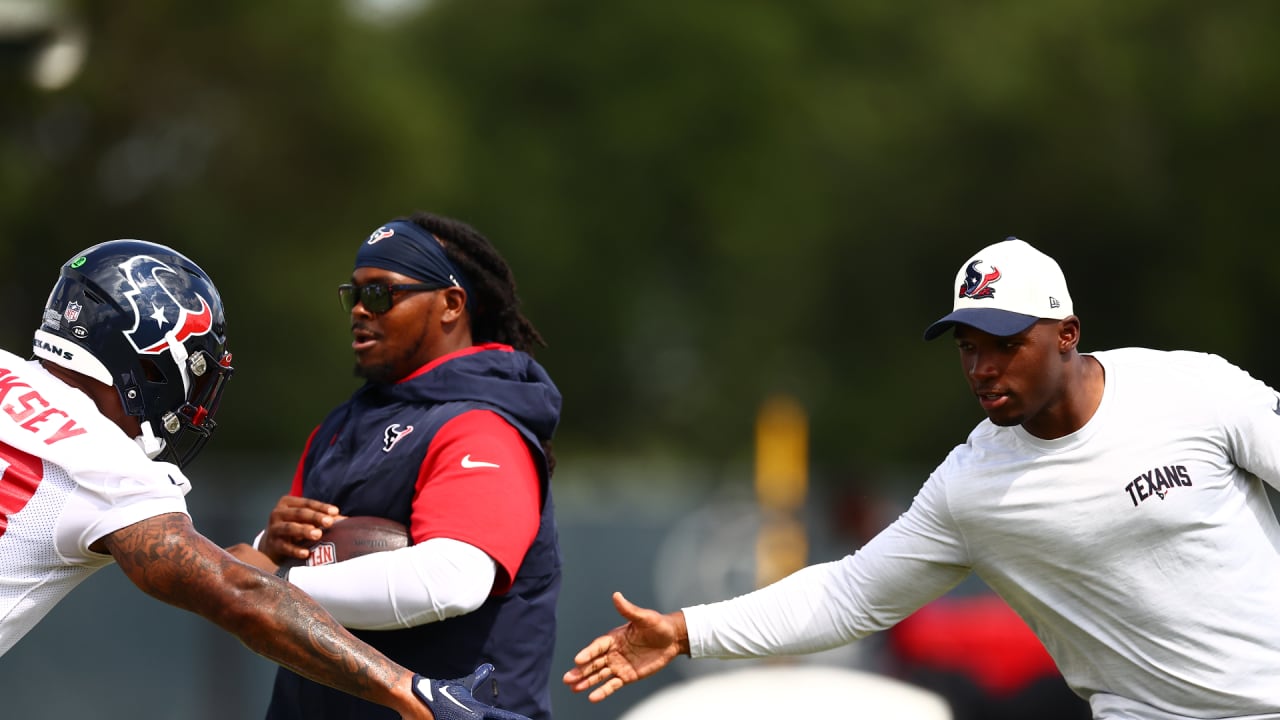 Houston Texans Quarterback Protection a 'Group Effort' Says Coach