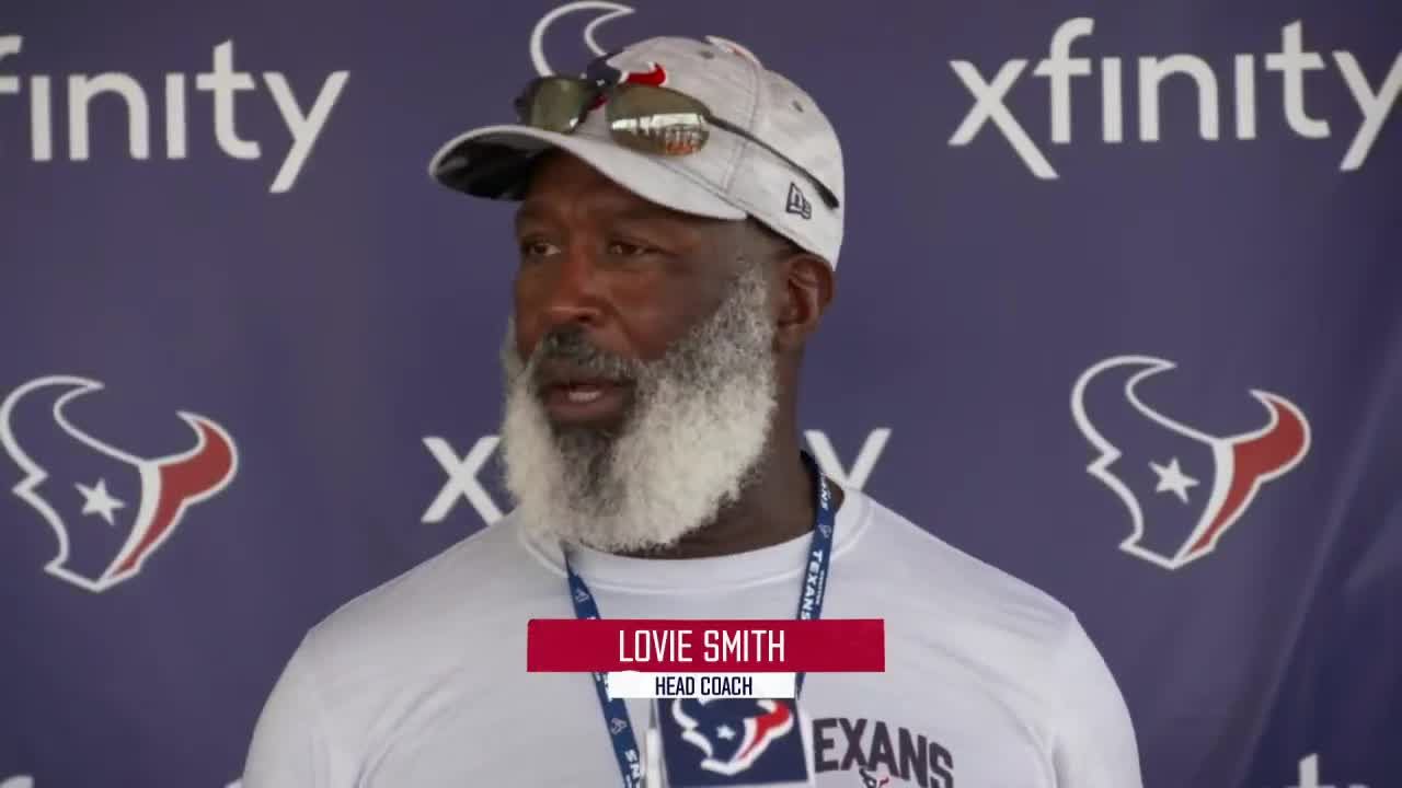 Lovie Smith: Texans need 'all hands on deck' along DL