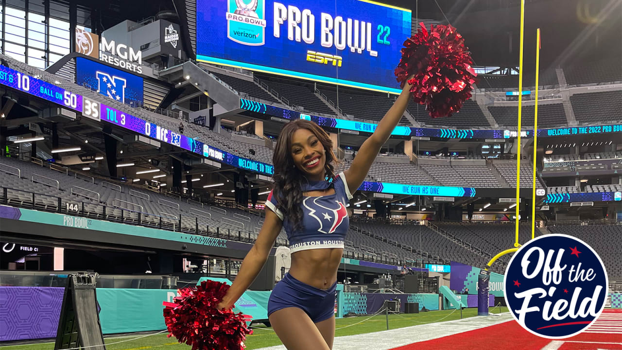 Houston Texans Cheerleader Shakiia represented the Texans at the 2022 Pro  Bowl in Las Vegas, Nevada.